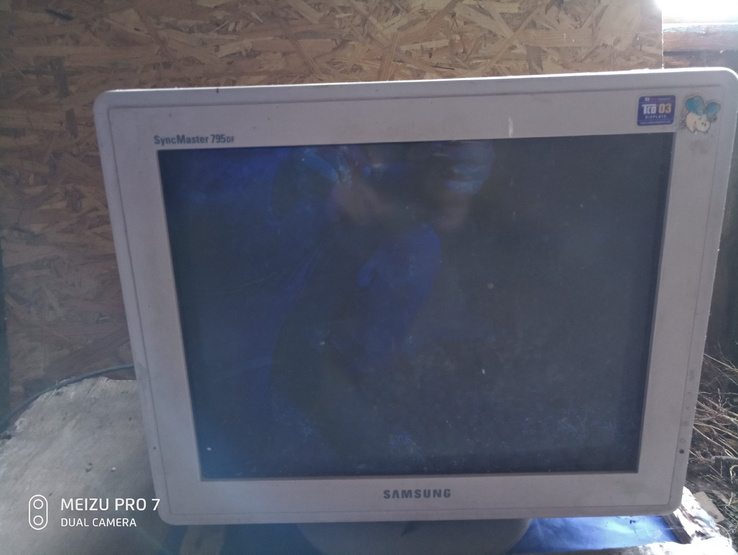 Samsung SyncMaster 795DF, photo number 3