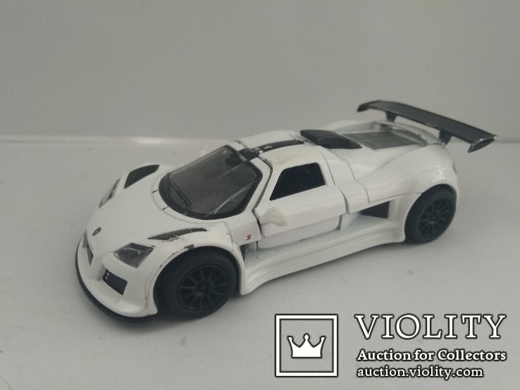 Gumpert Apollo Sport 1:36, Kinsmart (KT5356)