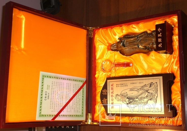 Конфуций и его учение: статуэтка, скрижали и пр., фото №2