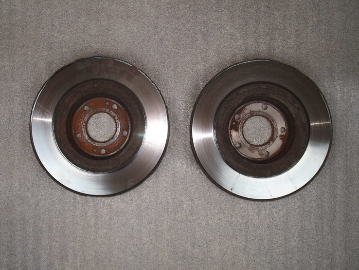 Передние тормозные диски на авто HYUNDAI SANTA FE 2013 - 2019 года, фото №3