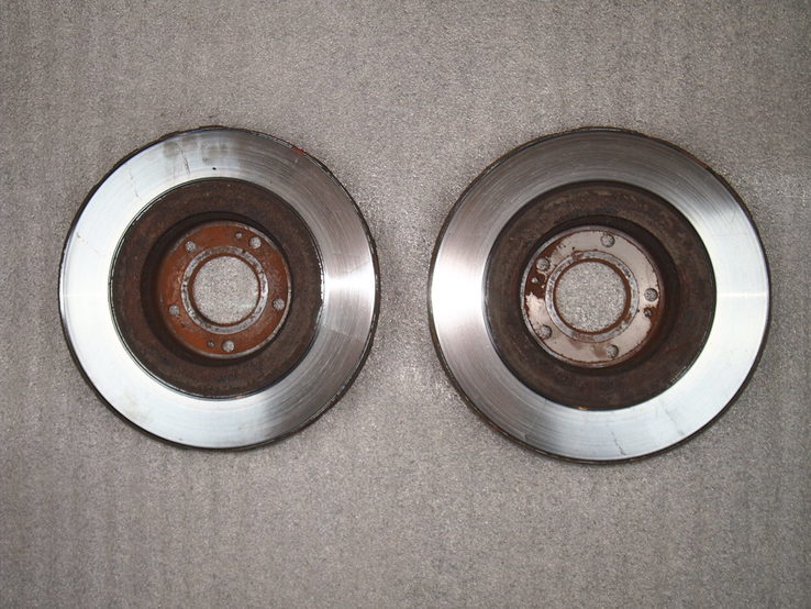 Передние тормозные диски на авто HYUNDAI SANTA FE 2013 - 2019 года, photo number 2