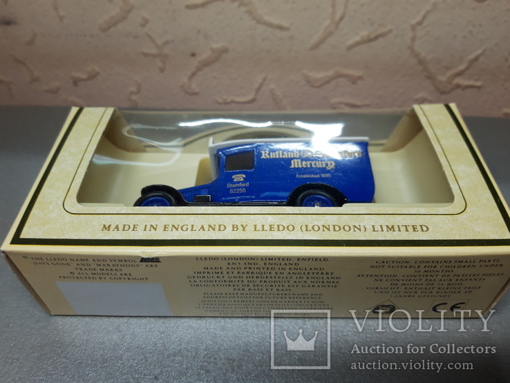 Модель автомобиля Lledo made in England (новая в упаковке) (82), фото №3