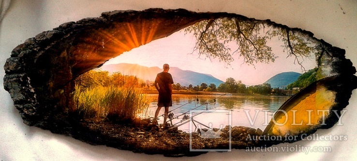 Картина на срезе дерева   "Рыбалка на закате"
