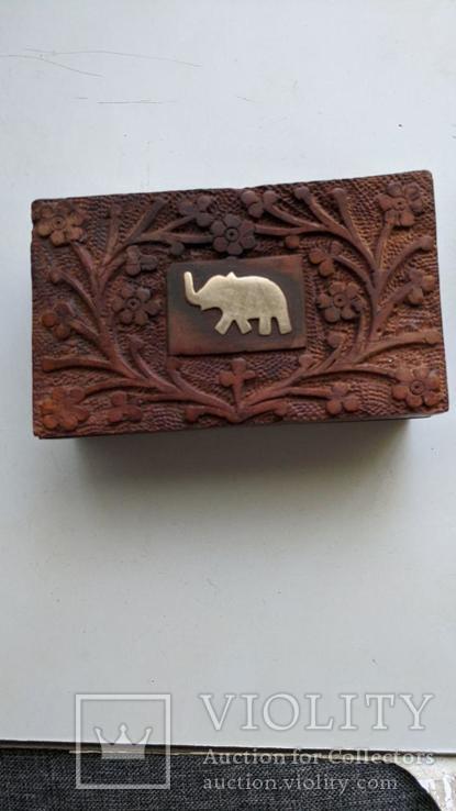 Шкатулка деревяная с бронзовым слоником, фото №2