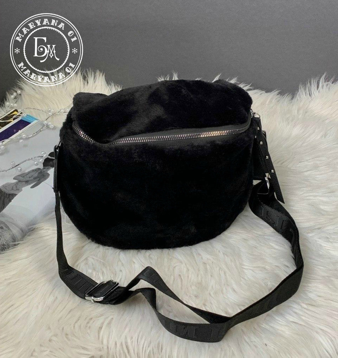 Модная меховая сумочка кросс-боди черная, фото №9