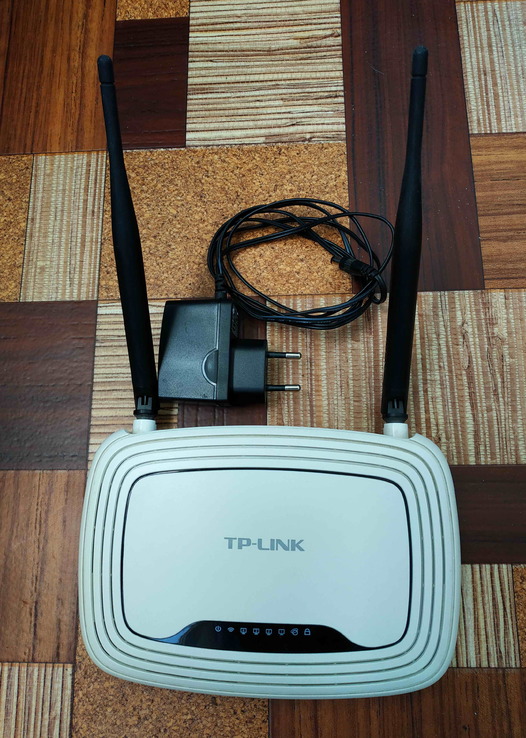 Маршрутизатор беспроводной (роутер) Wi-Fi TP-LINK серии N, мод.TL-WR841N (UA). Блиц.