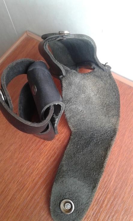 Кожаные милицейские чехлы для газового балончика и дубинки., фото №6