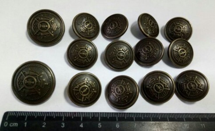 Комплект металлических пуговиц с гербом, фото №2