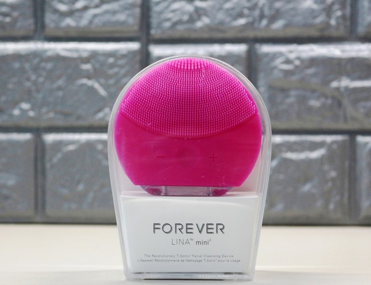 Щетка для чистки лица Foreo Luna мини