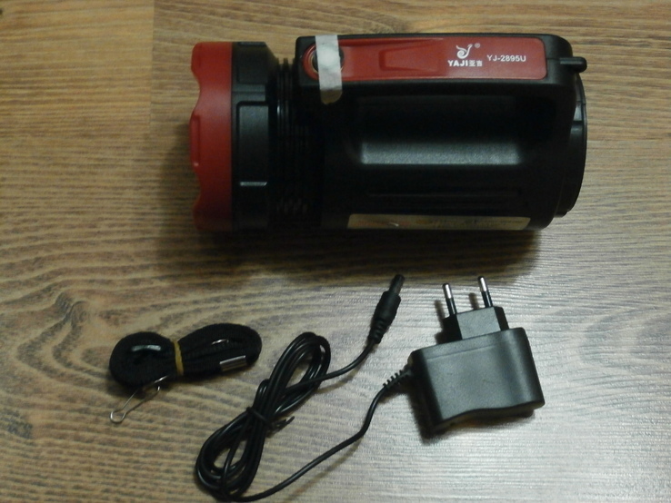 Аккумуляторный фонарь Yajia YJ-2895U/5W+20SMD LED/ с функцией PowerBank для зарядки