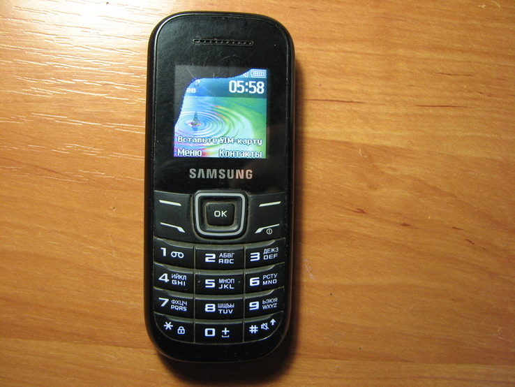 Телефон Samsung GT-E1200I, фото №4