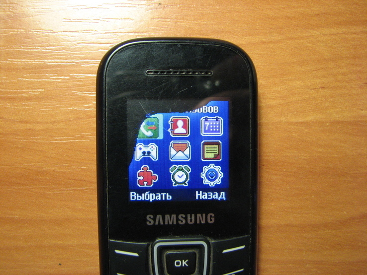 Телефон Samsung GT-E1200I, фото №7
