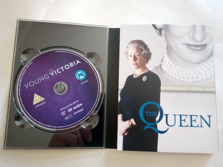 Три DVD диска про королеву. Новое, фото №8