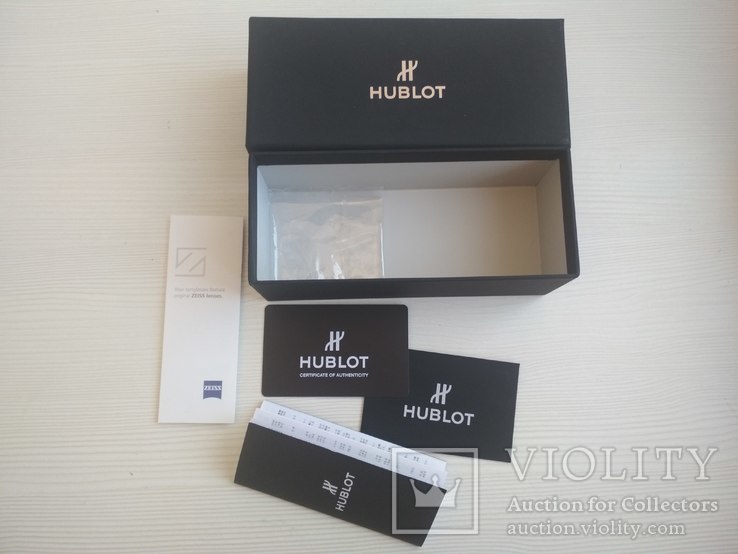 Оригинальная коробка + полный комплект документов для очков Hublot, фото №2