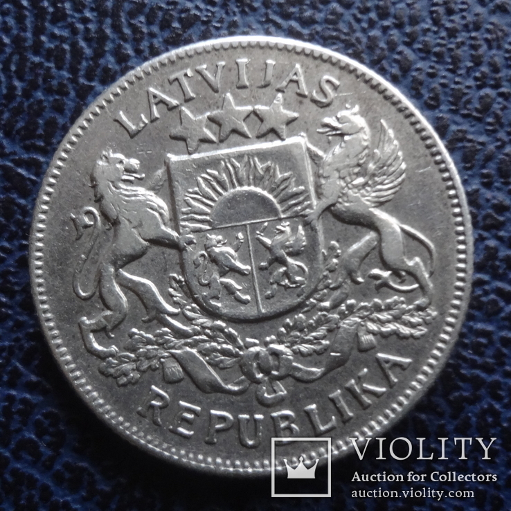 2 латы 1925 Латвия серебро (11.9.11)~, фото №2