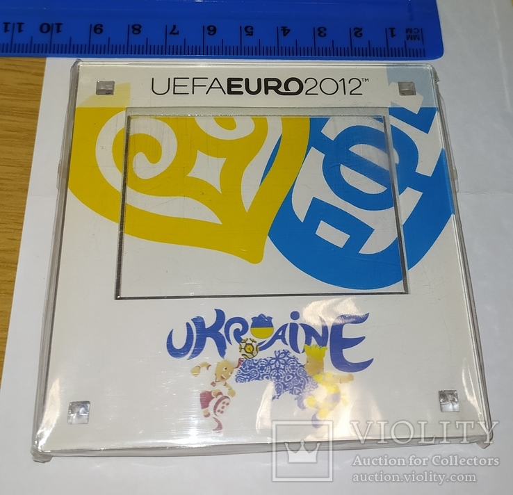 Сувенирная рамка для фотографии на магните. евро 2012, фото №2