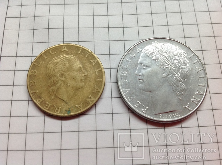 Монеты 100 и 200 Лир Италия 1977 и 1979г, фото №3