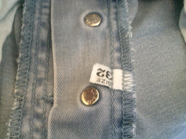 Armani  - фирменные летние джинсы с ремнем разм.32, фото №7