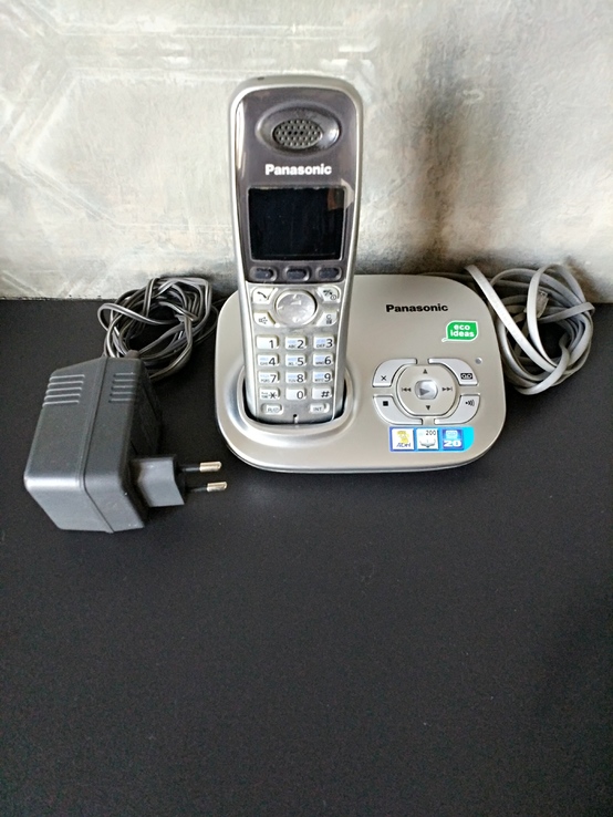 Радиотелефон Panasonic kx-tg8021ua