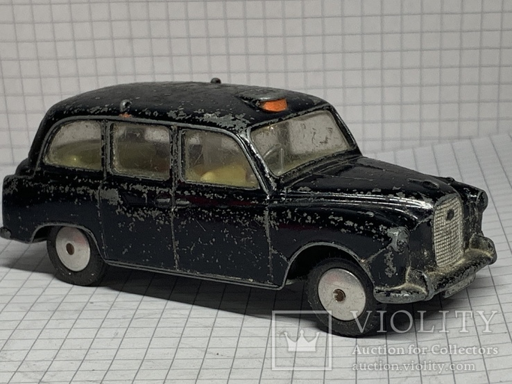 CORGI TOYS Austin London Taxi -CAB Nade in Gt Britain, фото №2