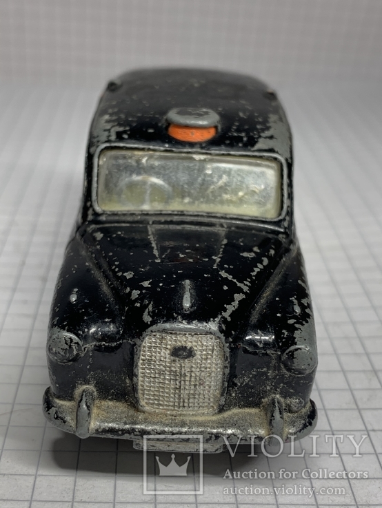 CORGI TOYS Austin London Taxi -CAB Nade in Gt Britain, фото №6