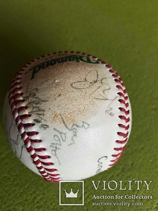 Бейсбольный мяч с автографами, фото №3