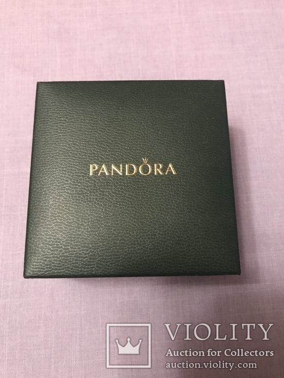 Коробка для ювелирных изделий Pandora 90х90х40 с пружинным механизмом открытия