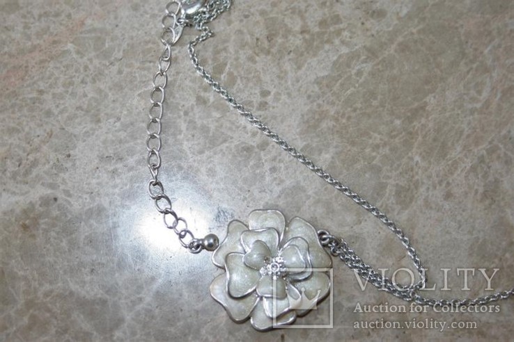 Фирменное ожерелье avon, фото №4