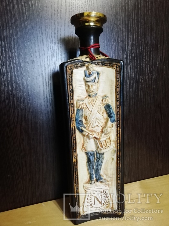 Коллекционная бутылка Италия  керамика., фото №2