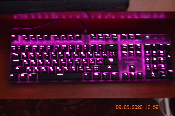 Механическая клавиатура GIGABYTE GK-FORCE K85. RGB Mechanical Gaming Keyboard. 5V, 500 mA, фото №12
