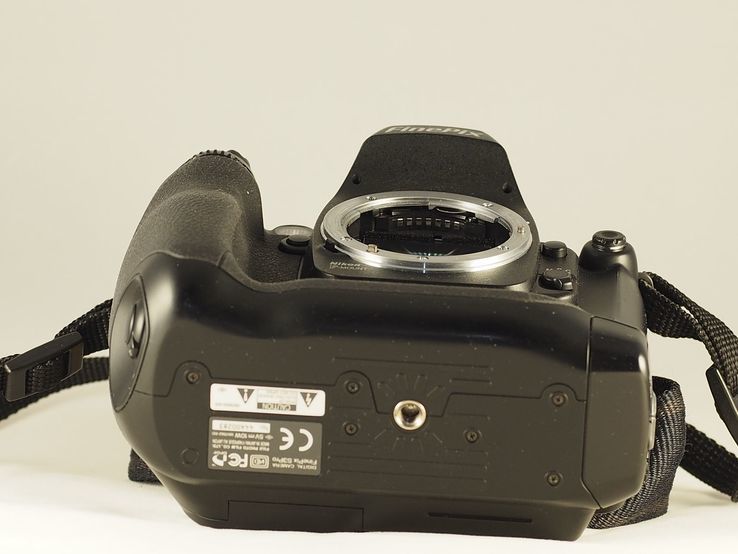 Фотоапарат Fujifilm FinePix S3 Pro."Body"., numer zdjęcia 5