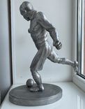 Большая Советская спортивная скульптура «Футболист», 1950-1960г., фото №6