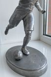 Большая Советская спортивная скульптура «Футболист», 1950-1960г., фото №9