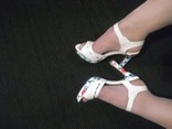 Bogate lakierowane sandały na stabilnym kabluchke i platformie., numer zdjęcia 6