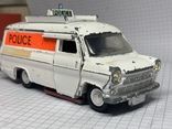 FORD TRANSIT VAN type 1 accident unit   -  Dinky Supertoys 287, фото №2