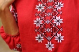 Стильна червона вишиванка для яскравої жінки, фото №5