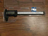 Штангенциркуль электронный 0-150 мм с глубименомером LCD Микрометр Carbon, фото №4