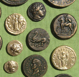Золотые и бронзовые монеты античности. Копии, без стекла, 31х21см., photo number 8