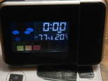 Часы-метеостанция 8190 лазерный проектор,температура,влажность, фото №2