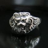 (21,50) Мужское серебряное кольцо - голова льва с камнем, фото №12