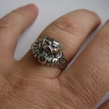 (19,50) Мужское серебряное кольцо - голова льва с камнем, фото №5