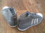 Adidas - фирменные кроссовки разм .40, фото №9