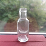 Небольшая стеклянная бутылочка. Высота 70мм, фото №3
