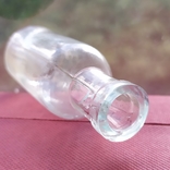 Небольшая стеклянная бутылочка. Высота 70мм, фото №5