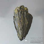 Эпидот сросток кристаллов 40 карат 33х17х13мм Урал, фото №6