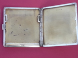 Небольшой квадратный портсигар, серебро, 110 гр., Великобритания, 1935 год, фото №6