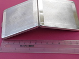 Небольшой квадратный портсигар, серебро, 110 гр., Великобритания, 1935 год, фото №12