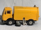 CORGI Road sweeper AK435 Made in Gt Britain, фото №4