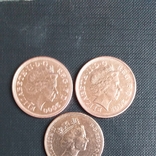 Три монеты Елизабет-2, фото №2