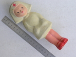 Резиновая игрушка СССР Девочка-медсестра, фото №8
